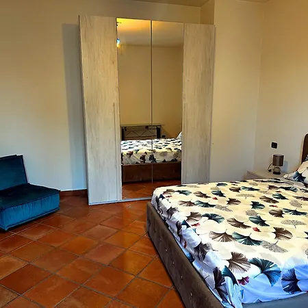 Giovannino Tra Firenze, Arezzo E Siena *