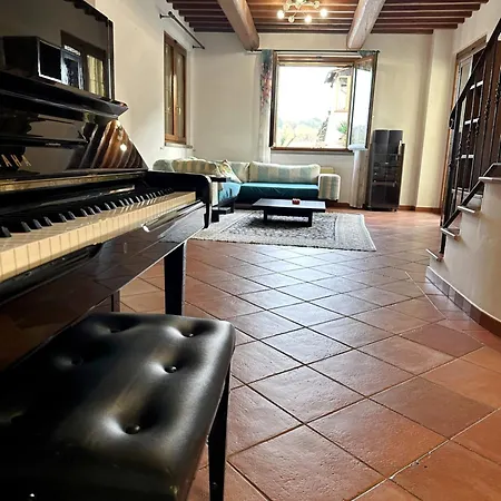 Giovannino Tra Firenze, Arezzo E Siena Villa